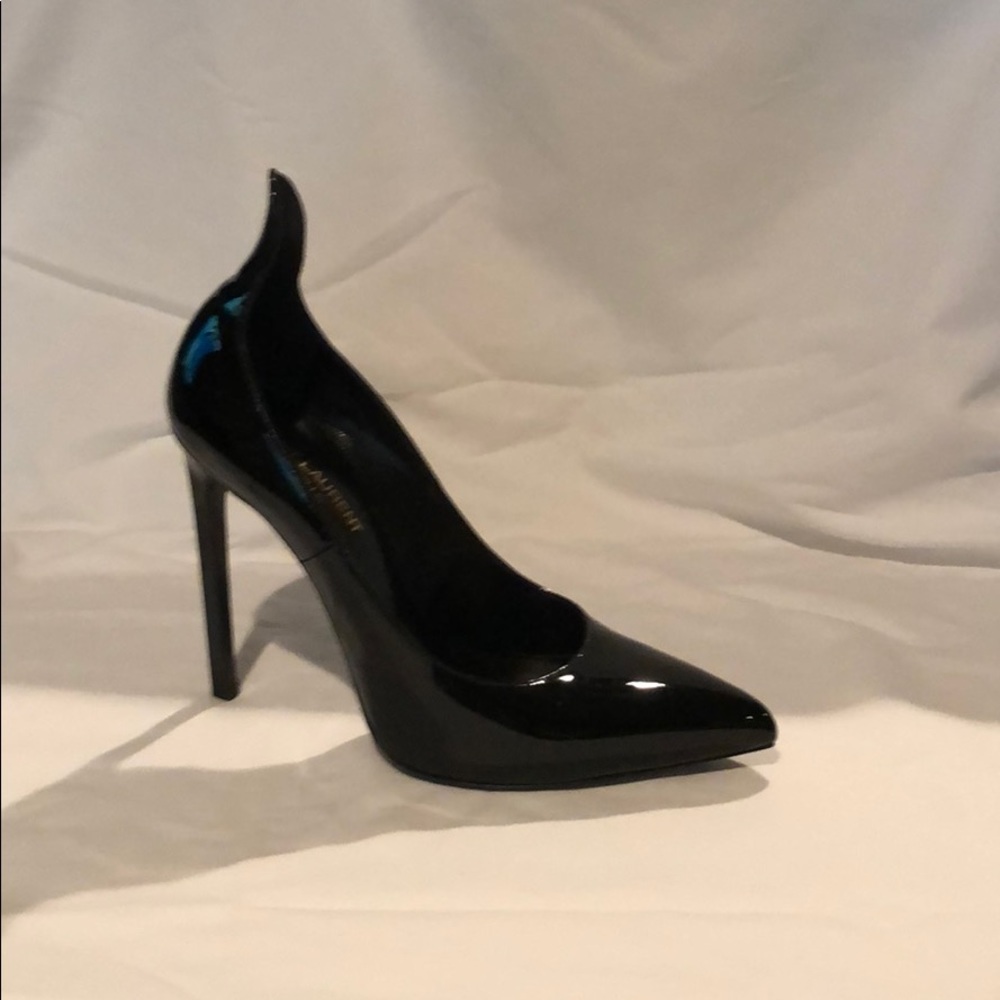 Saint Laurent patent leather pumps